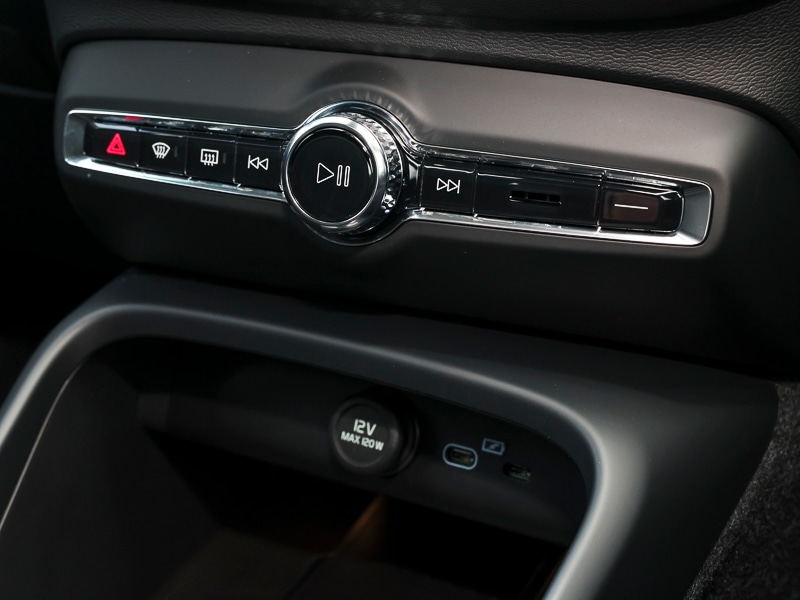 Used Volvo XC40 2025 for sale - 76540457: Photo 17