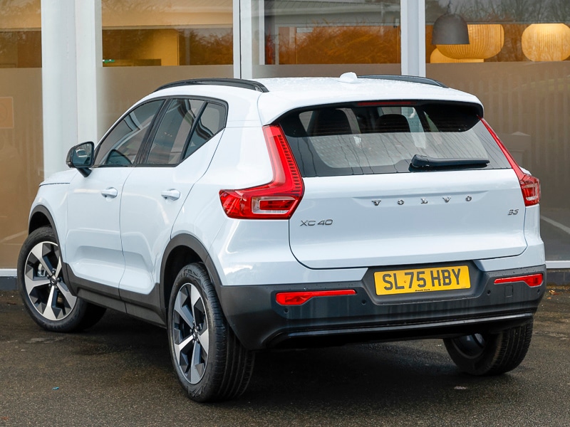 Used Volvo XC40 2025 for sale - 76540457: Photo 3