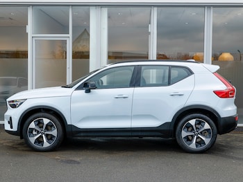 Used Volvo XC40 2025 for sale - 76540457: Photo