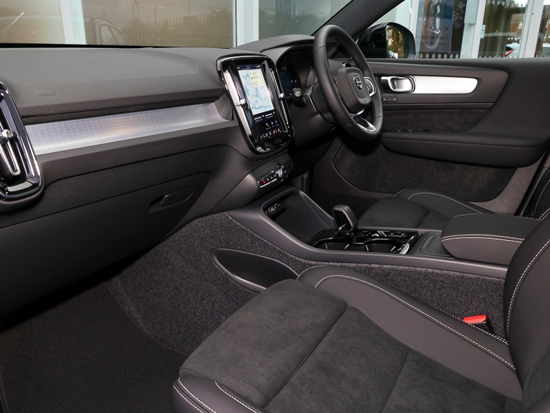 Used Volvo XC40 2025 for sale - 76540457: Photo 5