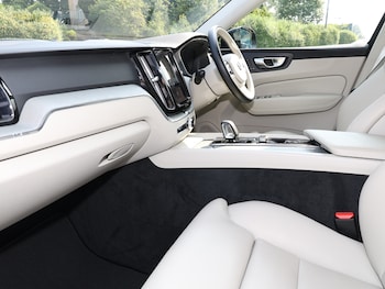 Used Volvo XC60 2025 for sale - 79250565: Photo