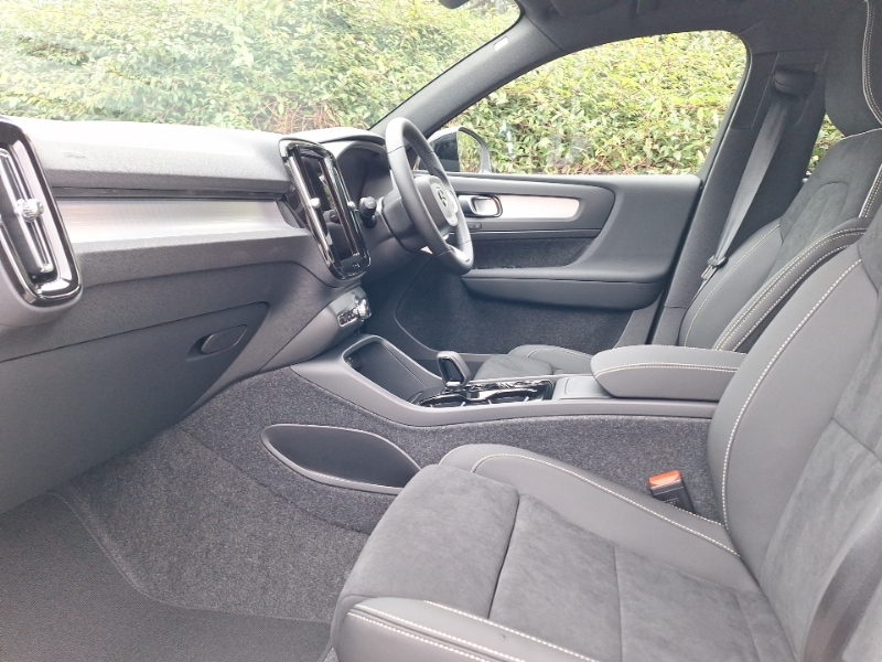 Used Volvo XC40 2025 for sale - 76427270: Photo 5