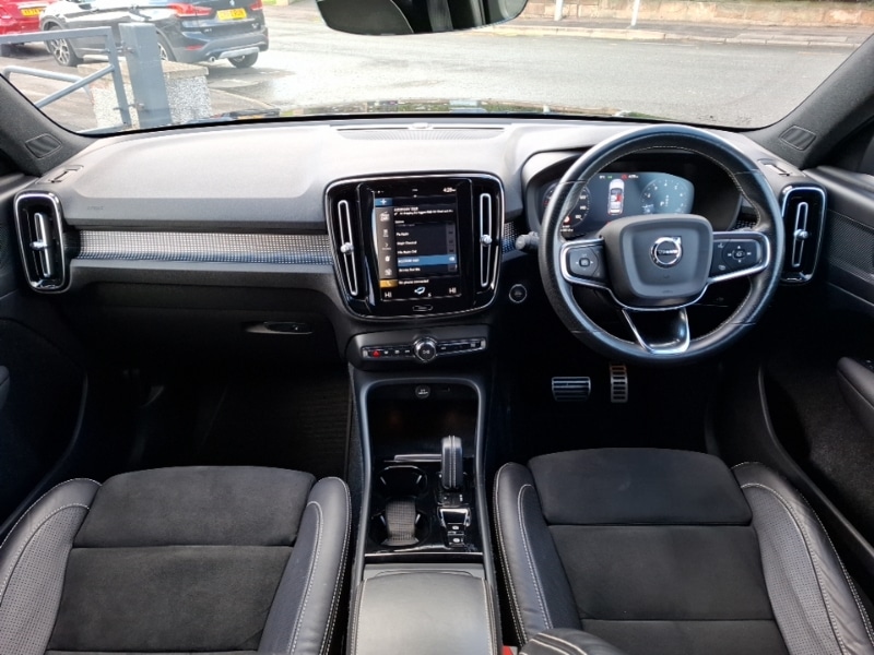 Used Volvo XC40 2020 for sale - 78183880: Photo 2