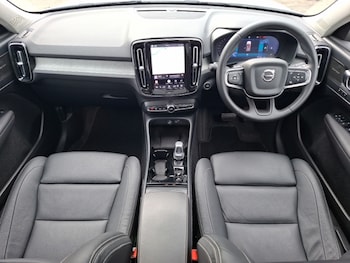 Used Volvo XC40 2025 for sale - 78872519: Photo