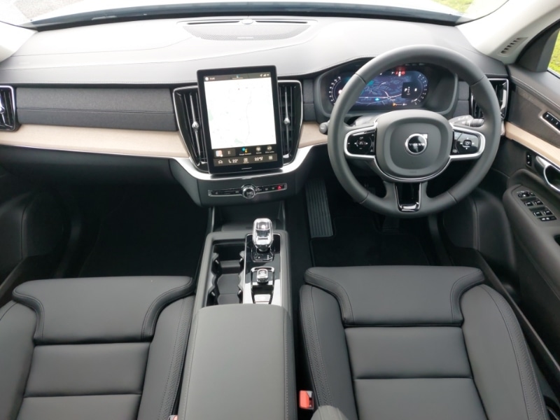 Used Volvo XC90 2025 for sale - 77442984: Photo 2