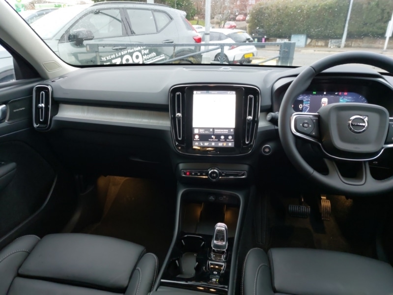 Used Volvo XC40 2025 for sale - 77466292: Photo 2