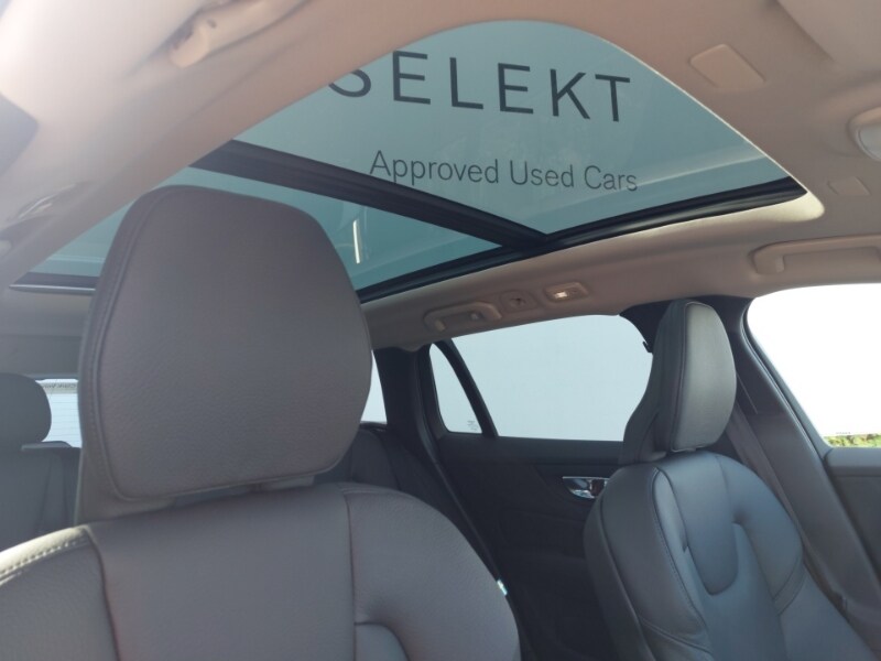 Used Volvo V60 2025 for sale - 77932994: Photo 12