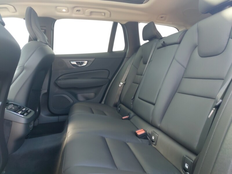 Used Volvo V60 2025 for sale - 77932994: Photo 6
