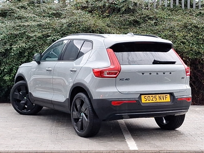 Used Volvo XC40 2025 for sale - 76450827: Photo 3