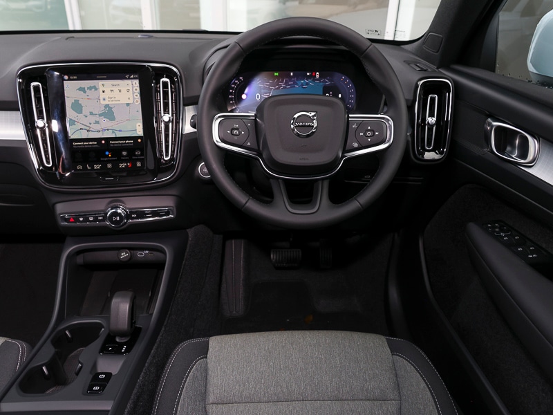 Used Volvo XC40 2025 for sale - 76540453: Photo 12