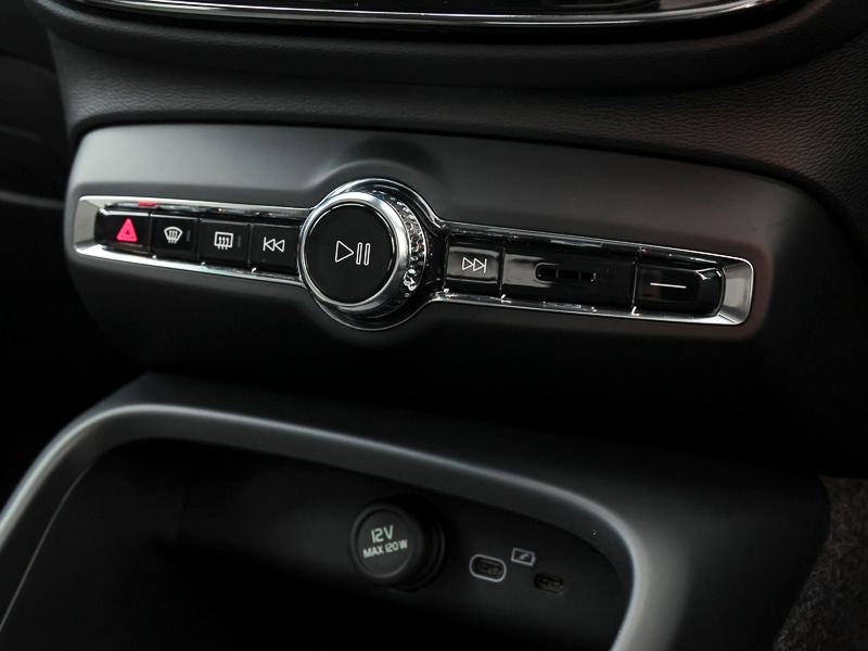 Used Volvo XC40 2025 for sale - 76540453: Photo 17