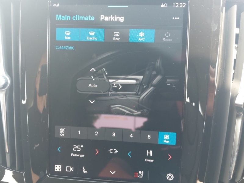 Used Volvo V90 2025 for sale - 77982199: Photo 14