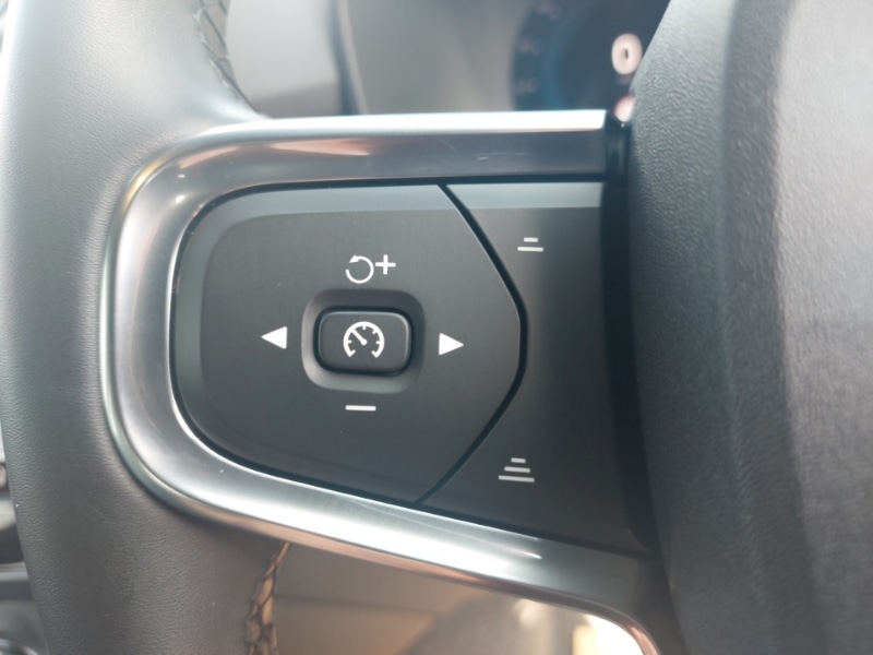 Used Volvo XC40 2024 for sale - 76389632: Photo 13