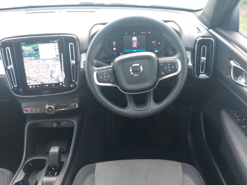 Used Volvo XC40 2024 for sale - 76389632: Photo 7