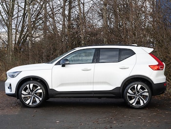Used Volvo XC40 2025 for sale - 77051175: Photo