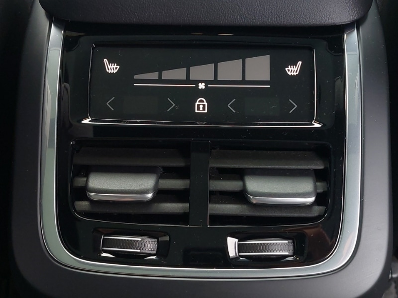 Used Volvo XC90 2023 for sale - 76442240: Photo 12