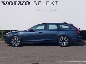 Used Volvo V90 2025 for sale - 78945445: Photo