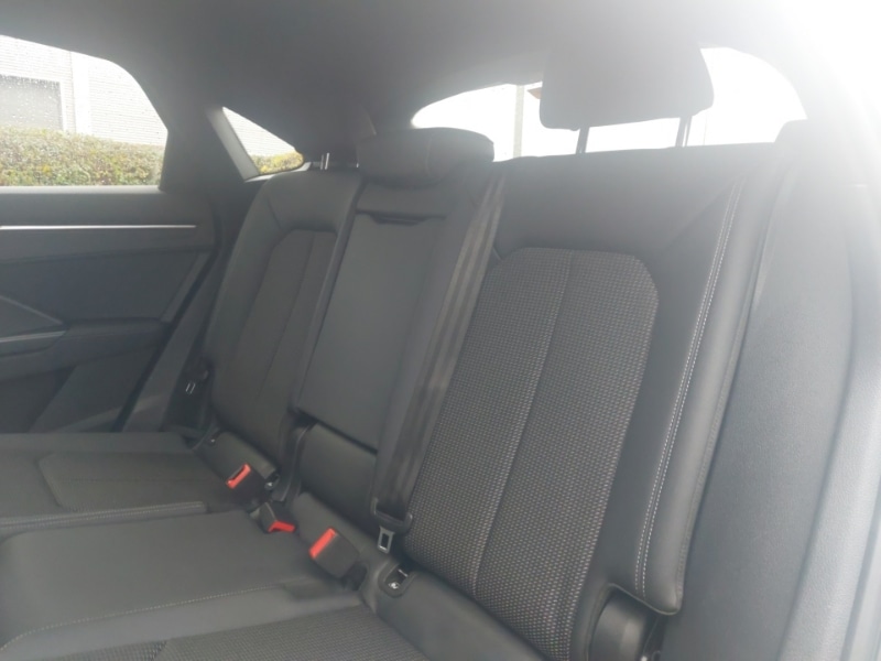 Used Audi Q3 2023 for sale - 76575711: Photo 6