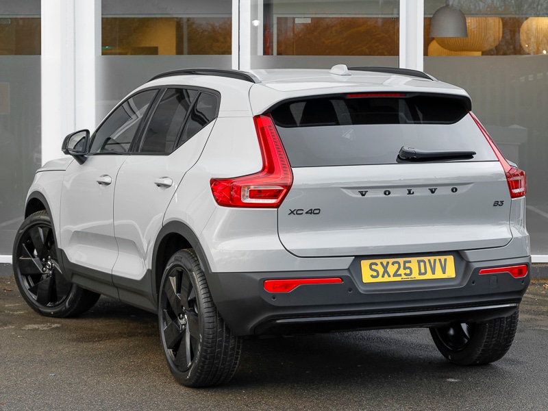 Used Volvo XC40 2025 for sale - 76575702: Photo 3