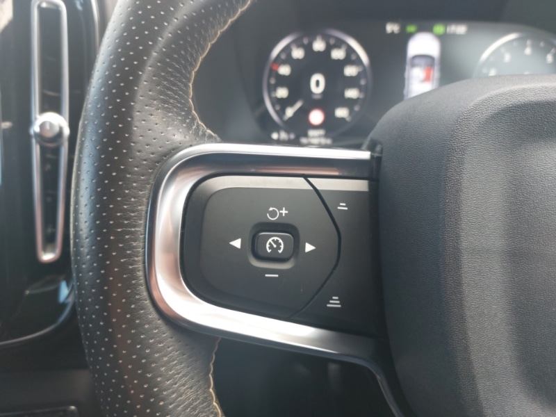 Used Volvo XC40 2021 for sale - 78183939: Photo 15