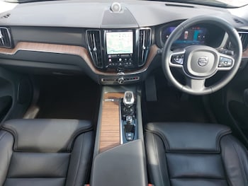 Used Volvo XC60 2023 for sale - 79368423: Photo