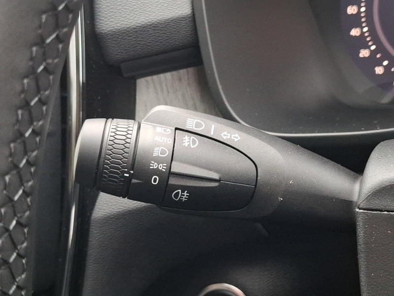 Used Volvo XC40 2025 for sale - 77114806: Photo 16