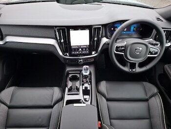 Used Volvo V60 2025 for sale - 78099389: Photo