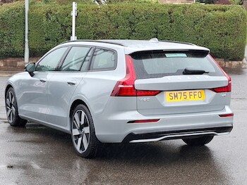 Used Volvo V60 2025 for sale - 78099389: Photo