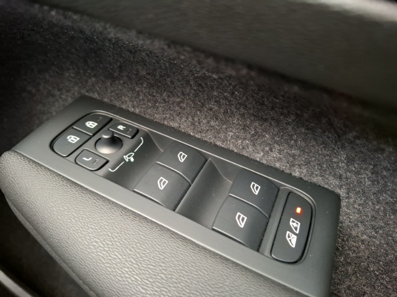 Used Volvo XC40 2024 for sale - 78071158: Photo 18