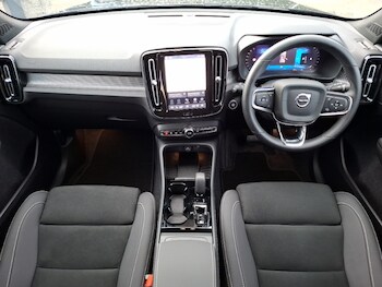 Used Volvo XC40 2024 for sale - 78071158: Photo