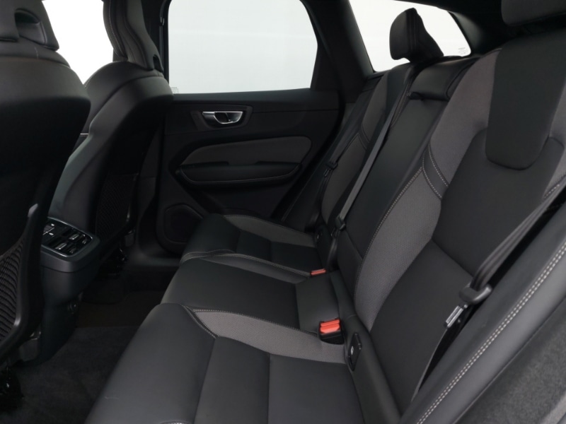 Used Volvo XC60 2024 for sale - 76435156: Photo 6