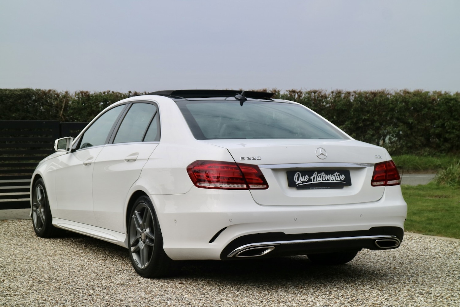 Used Mercedes-Benz E Class 2014 for sale - 77997281: Photo 27