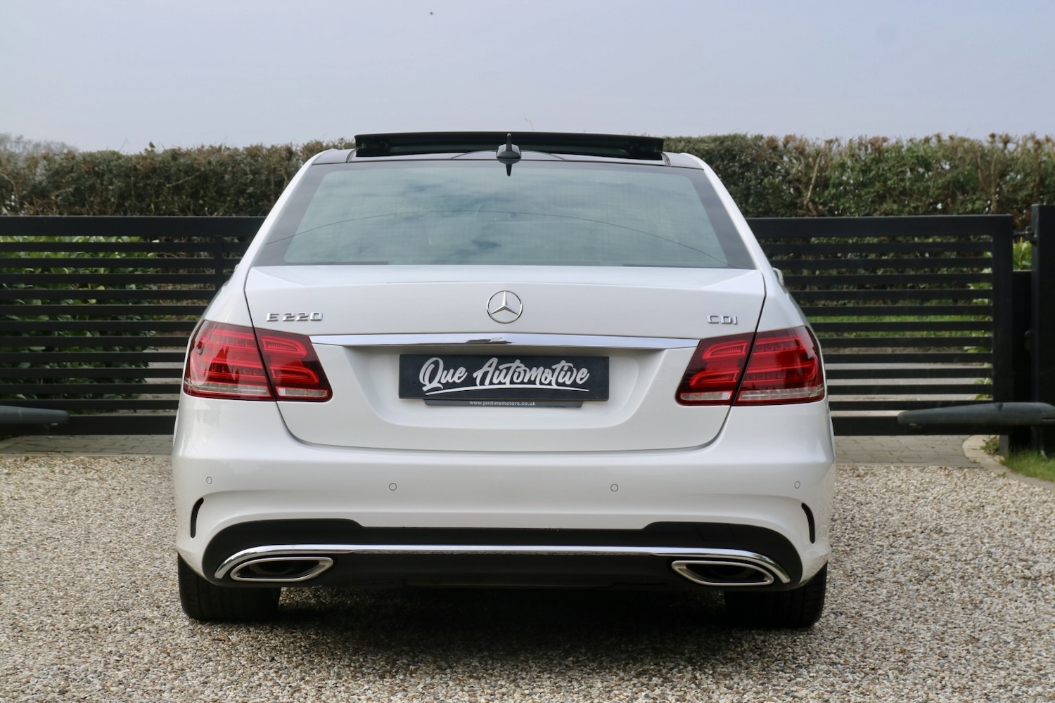 Used Mercedes-Benz E Class 2014 for sale - 77997281: Photo 8