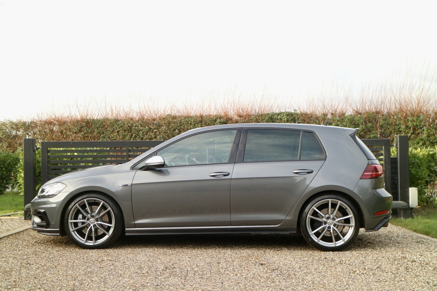 Used Volkswagen Golf 2019 for sale - 77089765: Photo 3