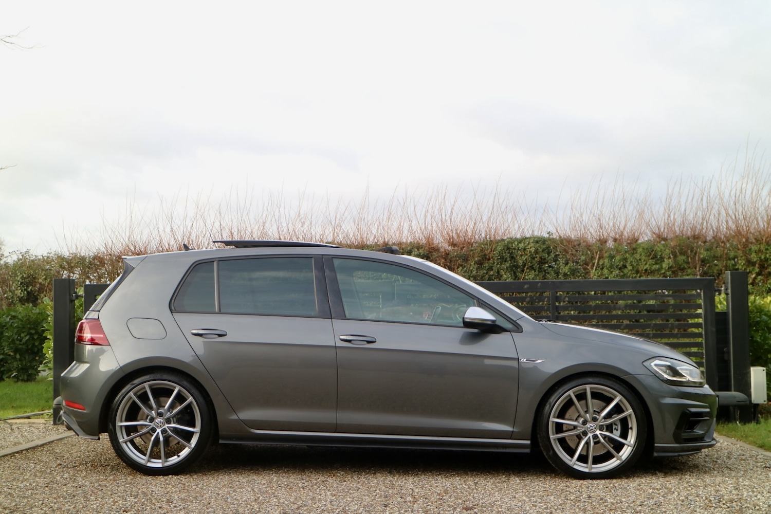 Used Volkswagen Golf 2019 for sale - 77089765: Photo 5