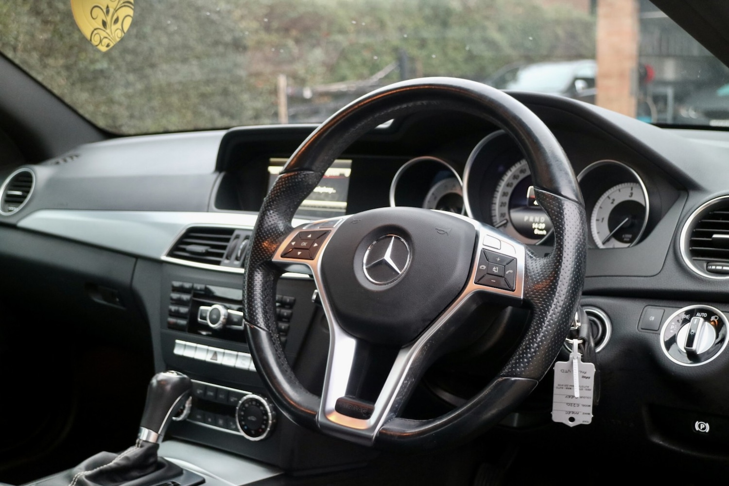 Used Mercedes-Benz C Class 2014 for sale - 77140710: Photo 21