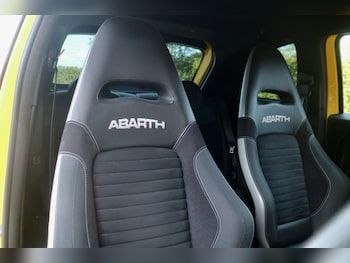 Used Abarth 595 2018 for sale - 78197985: Photo