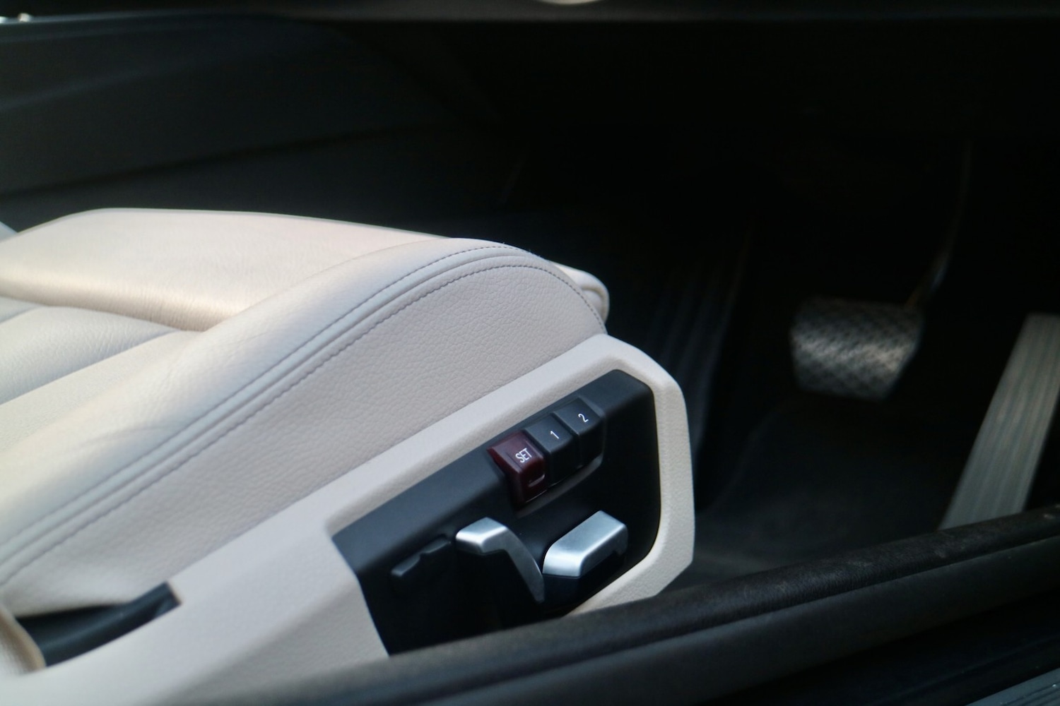 Used BMW 4 Series 2017 for sale - 77085341: Photo 10