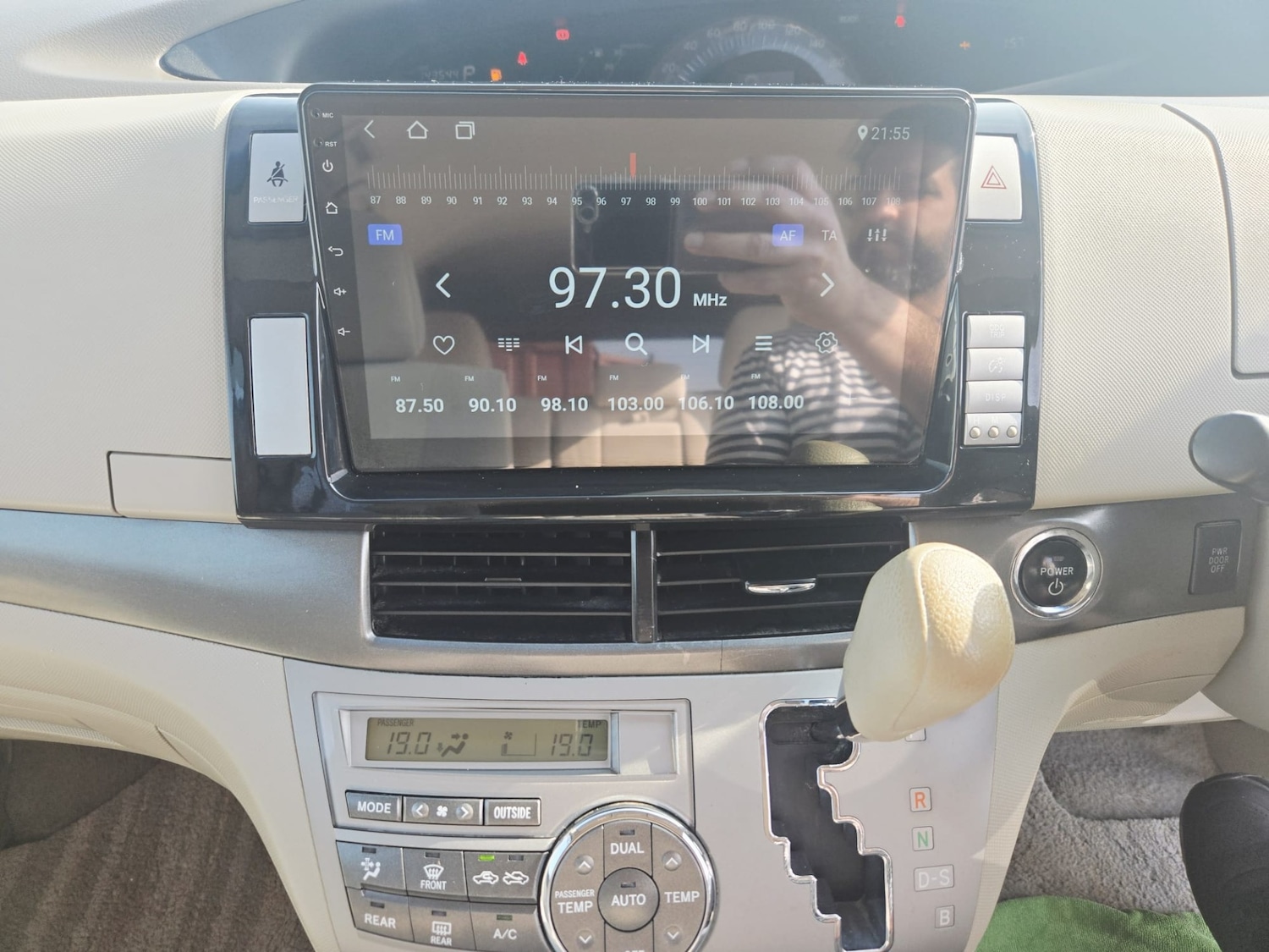 Used Toyota Estima 2017 for sale - 77806957: Photo 9