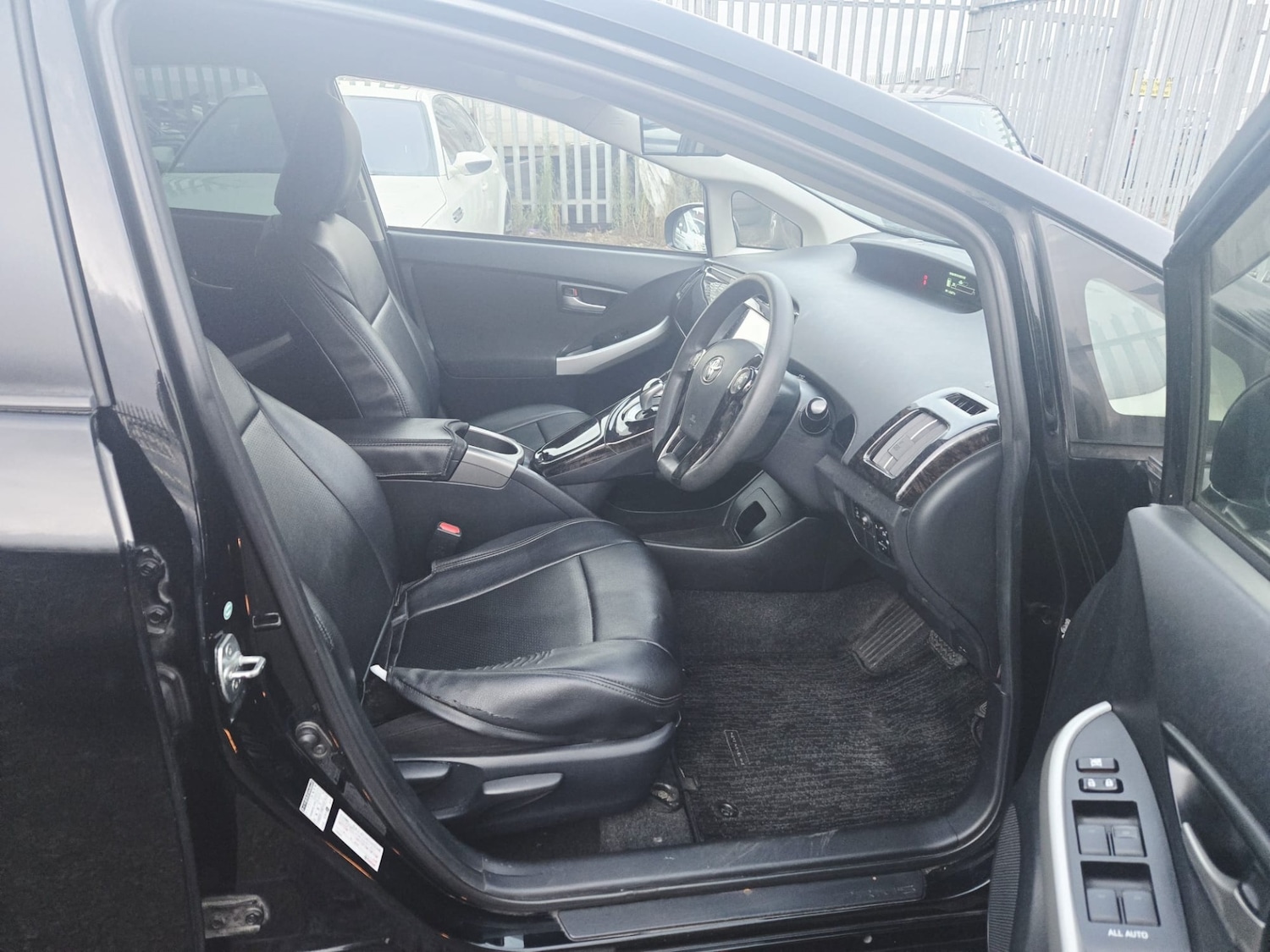 Used Toyota Prius 2022 for sale - 76388024: Photo 13