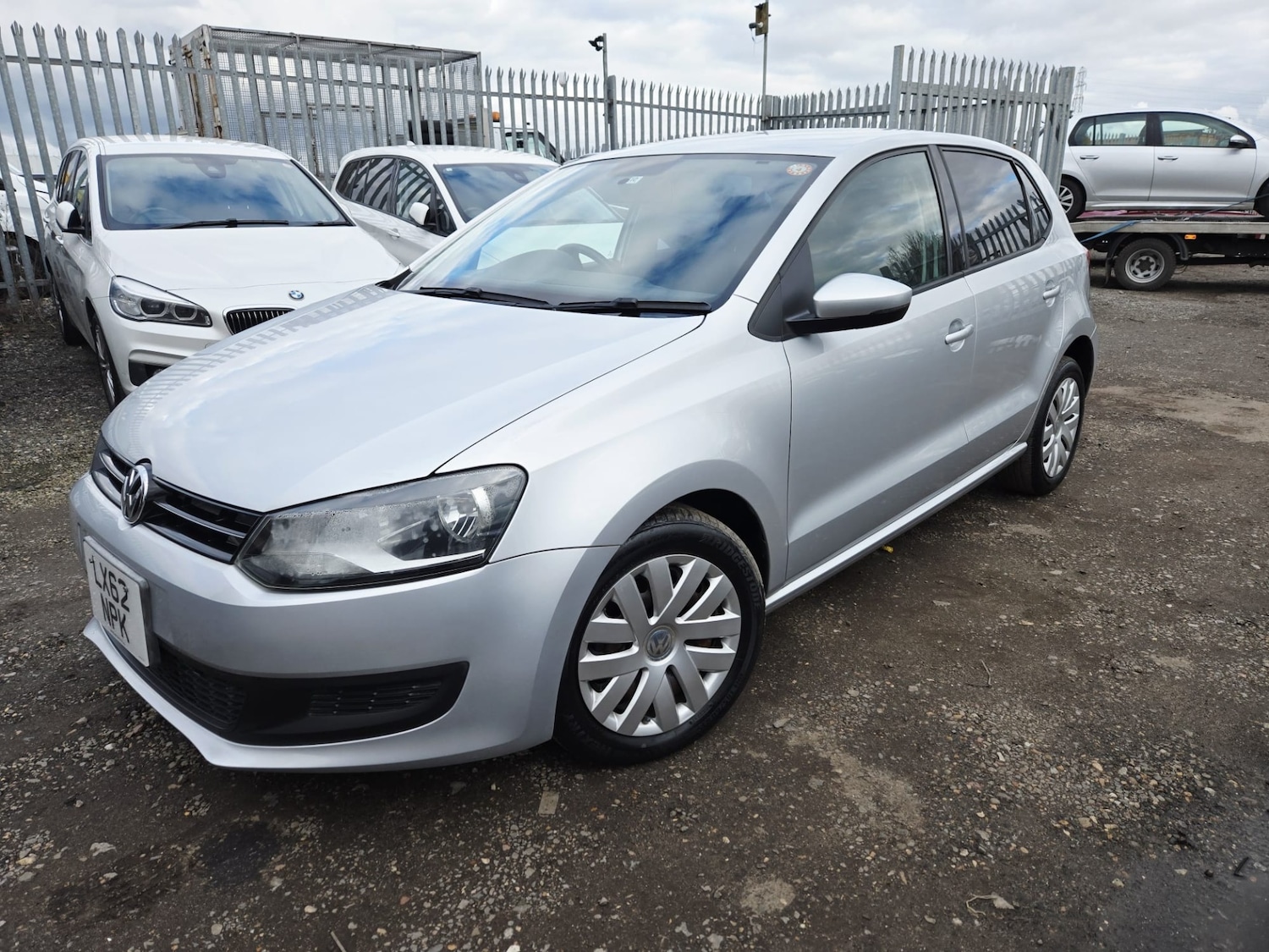 Used Volkswagen Polo 2012 for sale - 77704427: Photo 2