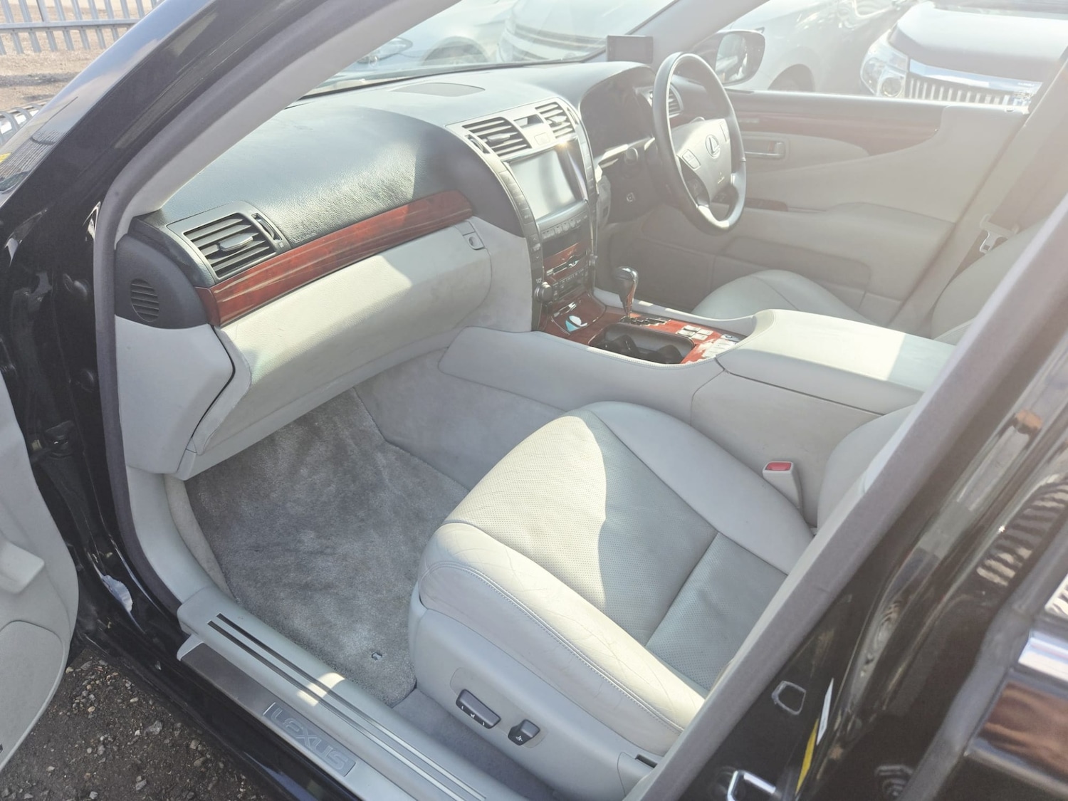 Used Lexus LS 2025 for sale - 77819569: Photo 16