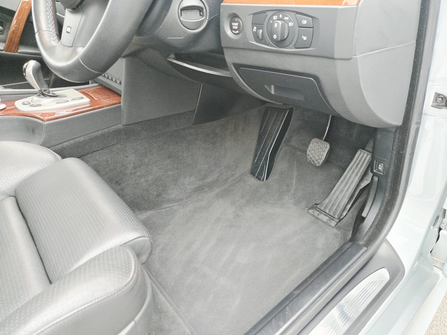 Used BMW M5 2006 for sale - 76299645: Photo 15