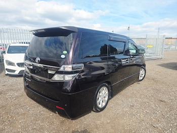 Used Toyota Vellfire 2013 for sale - 78660825: Photo