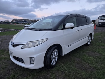 Used Toyota Estima 2012 for sale - 76911321: Photo