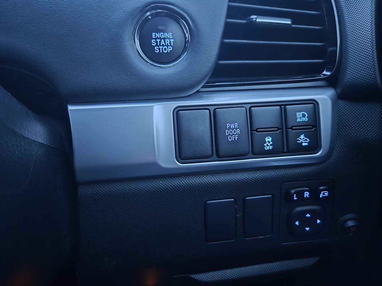 Used Toyota Estima 2025 for sale - 77036439: Photo 18