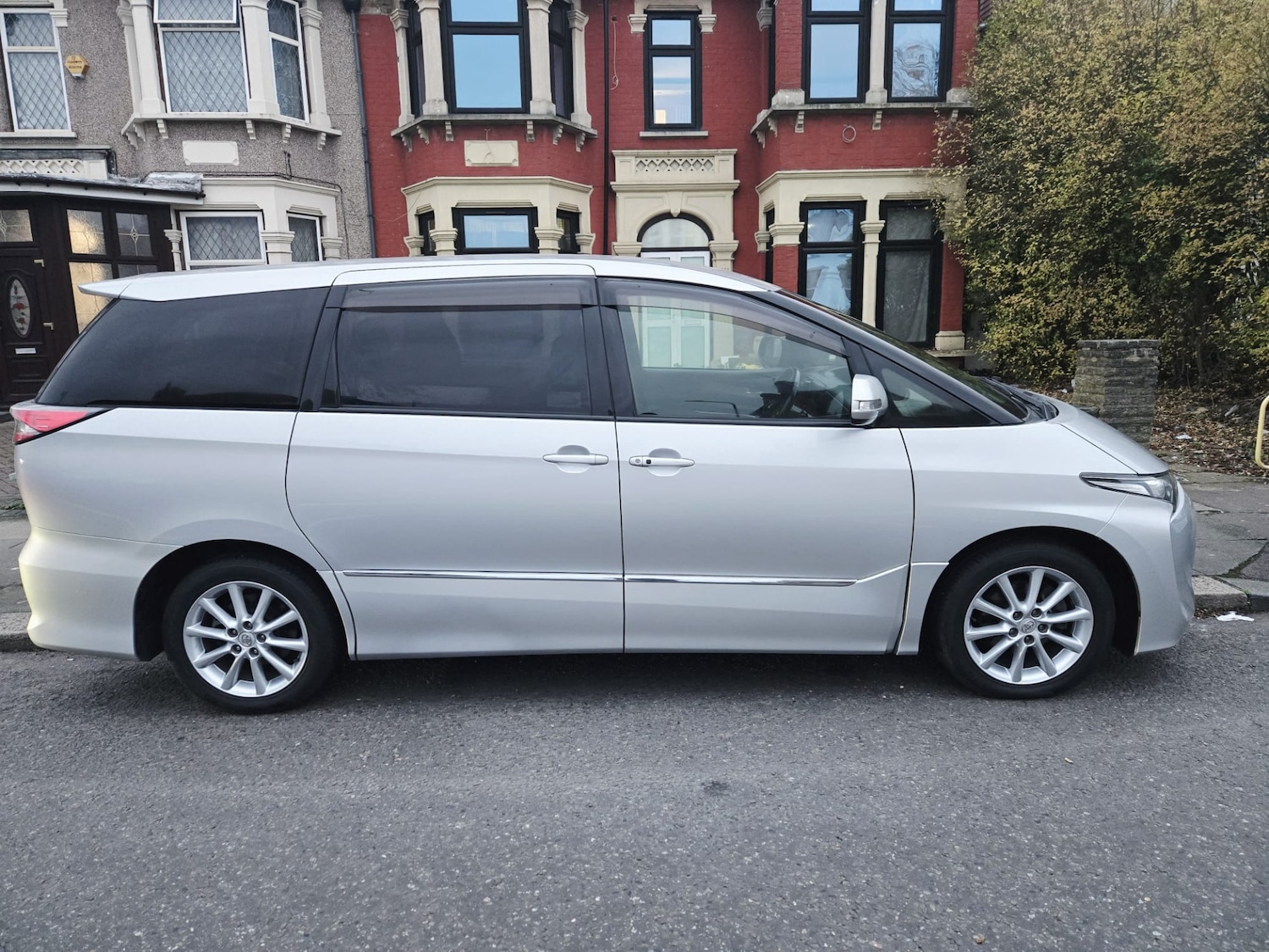 Used Toyota Estima 2025 for sale - 77036439: Photo 7