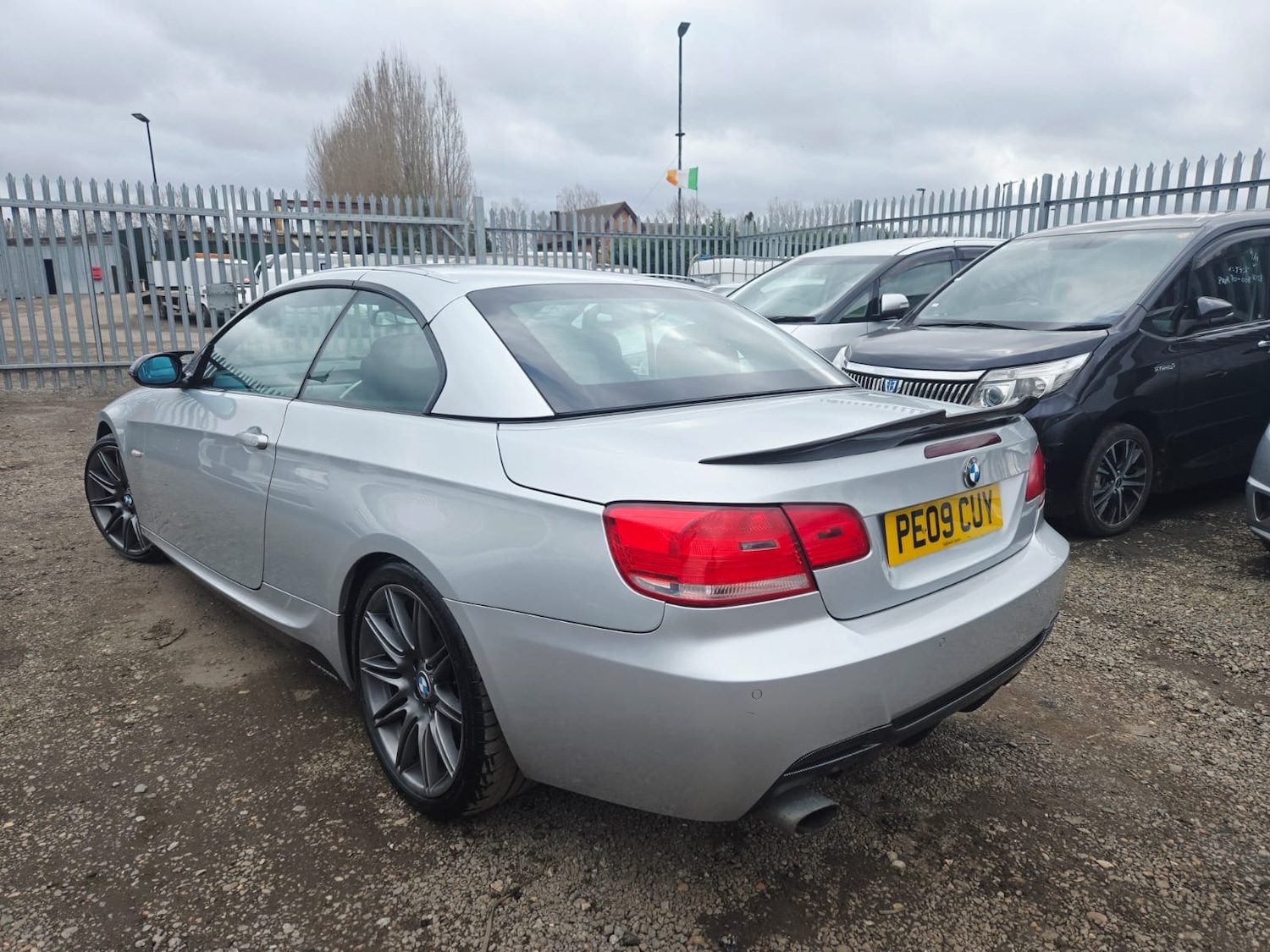 Used BMW 3 Series 2009 for sale - 77682812: Photo 3