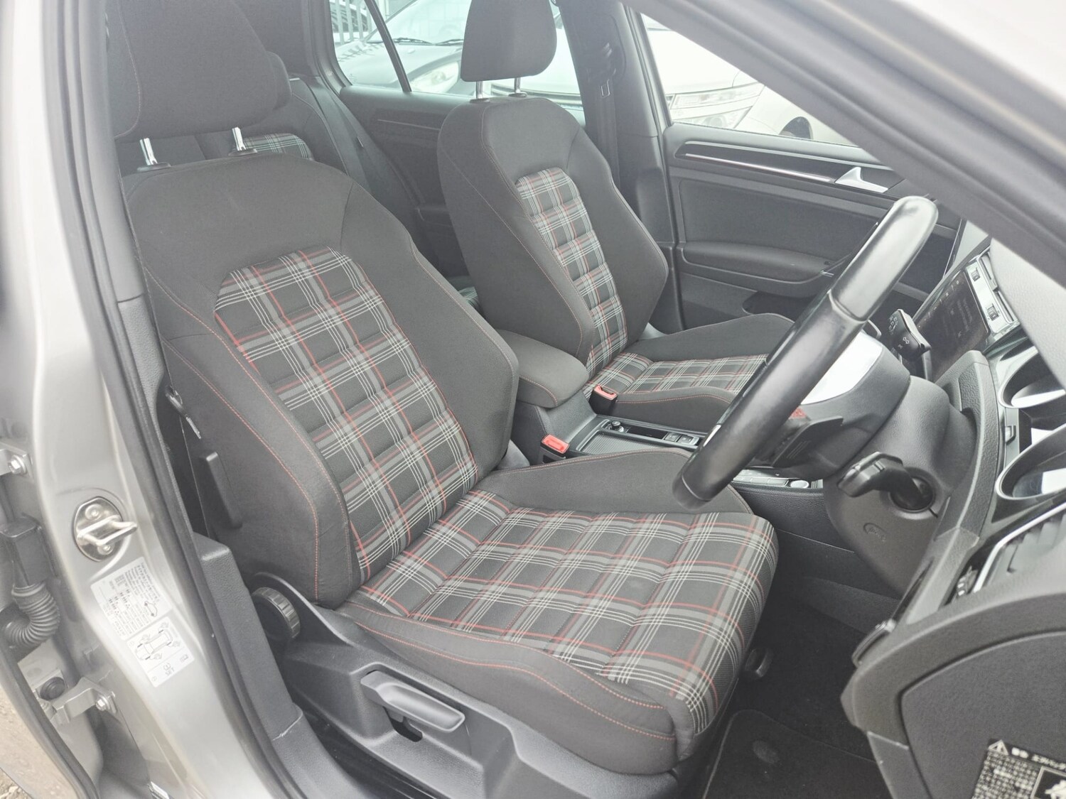 Used Volkswagen Golf 2015 for sale - 77864931: Photo 19