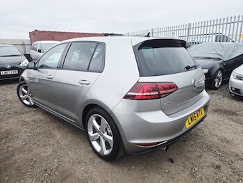 Used Volkswagen Golf 2015 for sale - 77864931: Photo